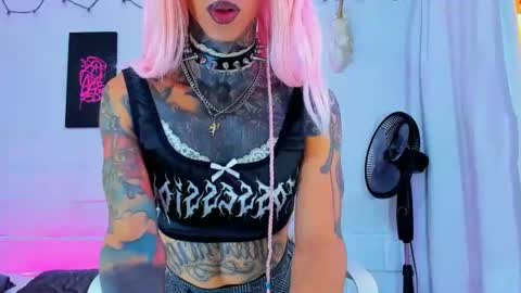drippyorlove online show from August 5, 6:47 pm