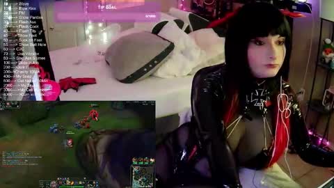 DvaDaisy online show from October 31, 10:51 pm