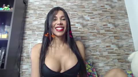 ebonyxprincess online show from April 25, 11:46 pm