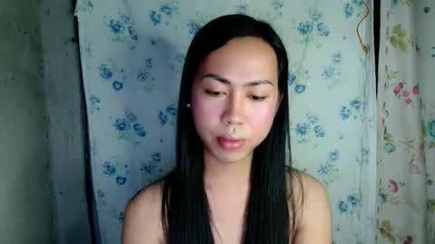 eddfox001 online show from May 1, 2:43 pm