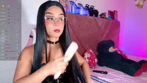ely_w1 online show from April 29, 11:37 am
