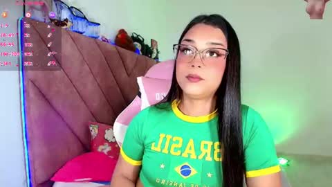 ely_w1 online show from June 27, 7:24 am