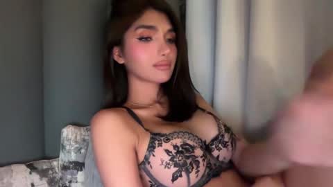 Emerald online show from April 23, 12:29 pm