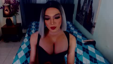 Emerald online show from March 21, 8:19 am