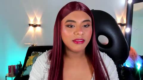 Emili roux online show from April 26, 1:42 pm