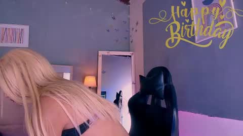 emily_castillo1_ online show from June 14, 6:03 am