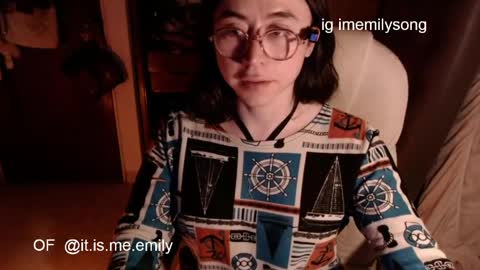 emily_pearl_ online show from May 27, 1:57 am