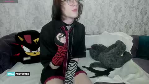 emoboy_marv online show from February 1, 9:08 pm