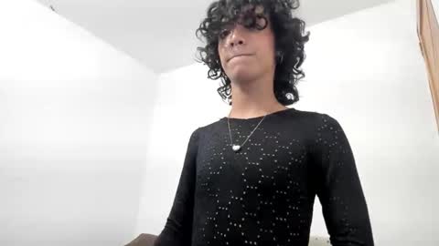 Snapshot of engel20042001 chatting on February 2, 5:10 am engel20042001 online show from February 2, 5:10 am