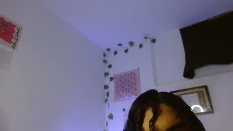 Snapshot of engel20042001 chatting on October 12, 2:30 pm engel20042001 online show from October 12, 2:30 pm