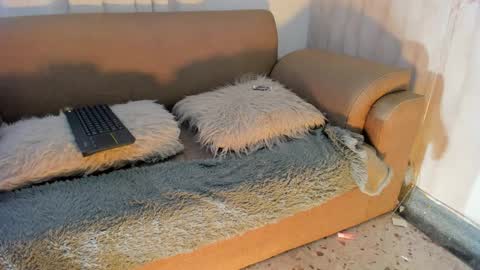 erick_cam1 online show from March 20, 3:57 pm