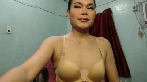 Sara Lung online show from June 2, 10:06 am