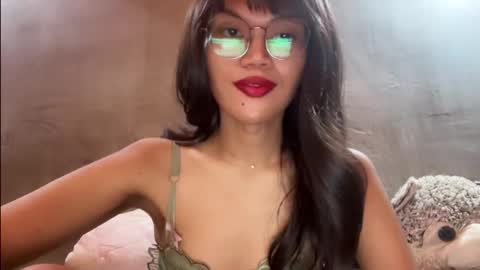 Chelliane online show from March 2, 5:08 am