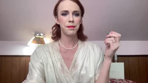 Faye Holloway online show from December 3, 1:36 am