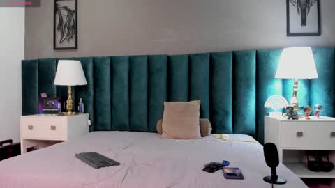 Karol online show from January 2, 5:29 pm