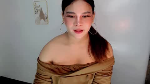 Jasmine online show from May 1, 10:47 pm