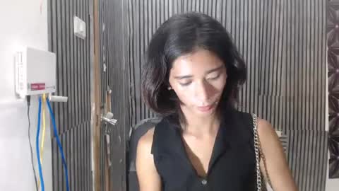 fiona908995 online show from July 29, 9:02 pm