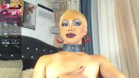 FREAKY ZIZI online show from April 25, 10:41 am