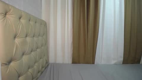 Snapshot of freshyklein chatting on February 6, 5:03 am Savanna online show from February 6, 5:03 am