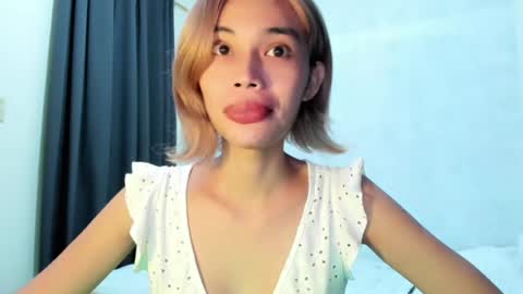 fuckingsexy143 online show from June 21, 1:47 pm