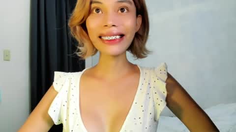 fuckingsexy143 online show from July 15, 5:34 am