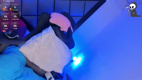 Georgina  online show from October 26, 12:34 pm