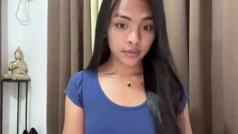 queen ronna online show from March 22, 3:16 pm