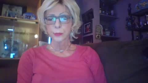 Girlinrock online show from May 3, 1:00 am