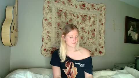 goddessalison online show from June 11, 1:05 am