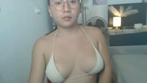 bella online show from June 14, 10:38 am