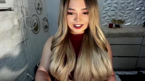 Snapshot of gorgeousamandarose chatting on October 22, 3:08 am Amanda rose online show from October 22, 3:08 am