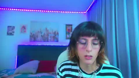 goth_minerva online show from June 23, 3:09 pm