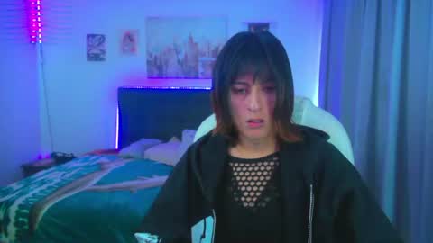goth_minerva online show from July 11, 3:05 pm