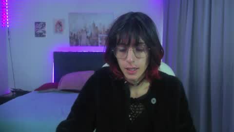 goth_minerva online show from July 20, 1:35 pm