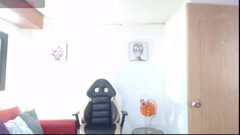hanna_lamber online show from April 29, 5:30 pm