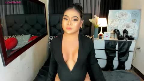 Snapshot of hazelmadonna chatting on September 15, 6:24 pm HAZEL MADONNA online show from September 15, 6:24 pm