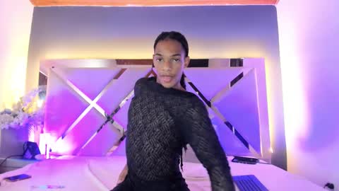 hilaryguzman online show from January 17, 2:58 pm