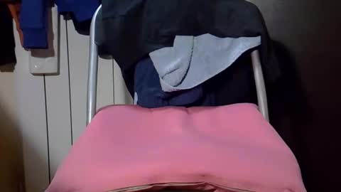 hitaci93 online show from October 27, 9:50 am