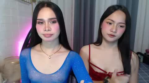 hoelymolly online show from June 11, 12:32 am