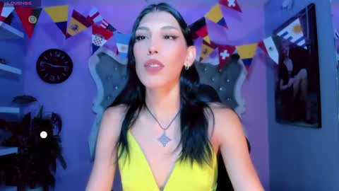 honey_moontsts online show from June 11, 12:25 pm