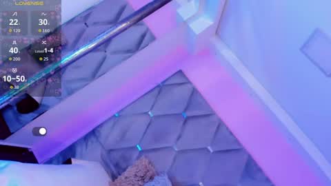 honey_moontsts online show from June 20, 12:30 pm