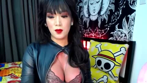 Jessica Cumshow FOLLOW ME online show from May 1, 8:02 pm