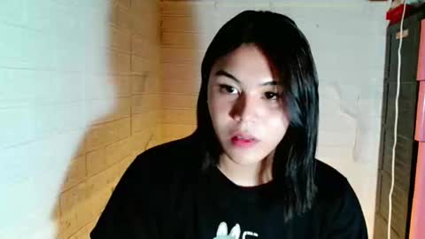 Selena online show from December 19, 8:19 am