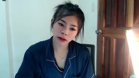 Yanna online show from May 8, 2:08 am