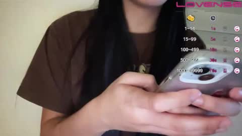 hotnessemerie online show from March 11, 7:51 pm