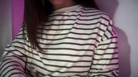 Tine Castillo online show from April 28, 2:27 am