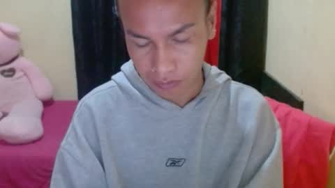 Pakay online show from December 1, 4:31 pm