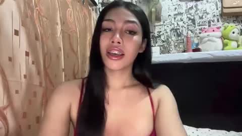 Snapshot of iriss_fox chatting on October 22, 2:35 am they call me Iriss online show from October 22, 2:35 am