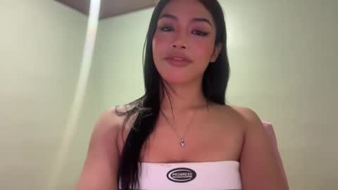 they call me Iriss online show from November 21, 8:26 am