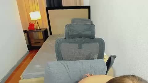 isabella_eithan online show from June 3, 7:21 am